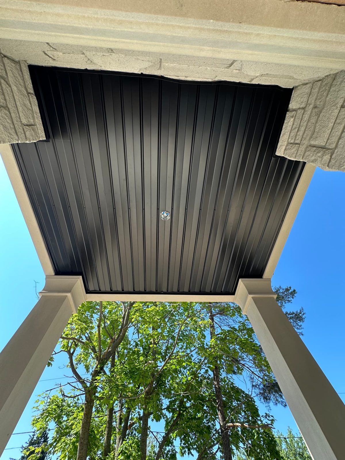 Ribonga exterior project in Ontario